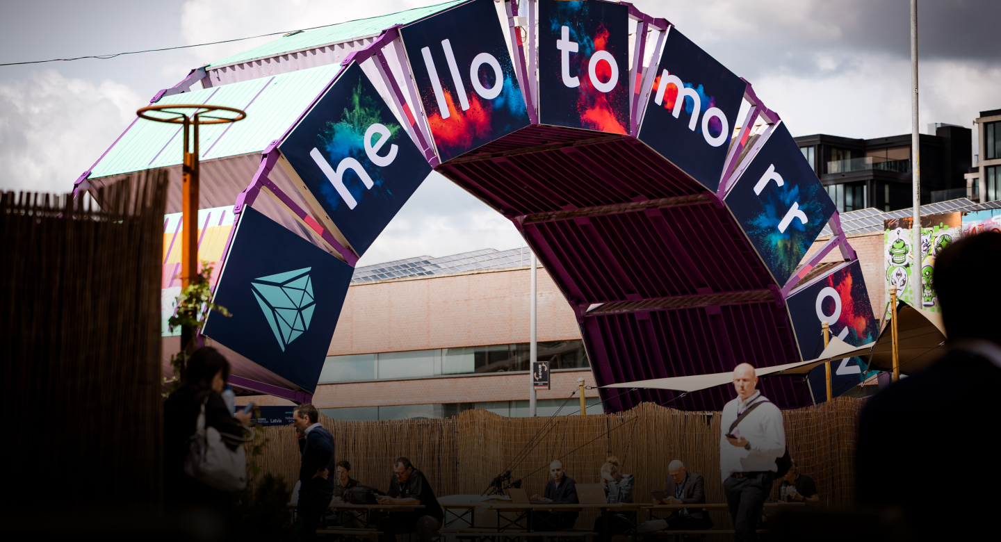 Hello Tomorrow entrance