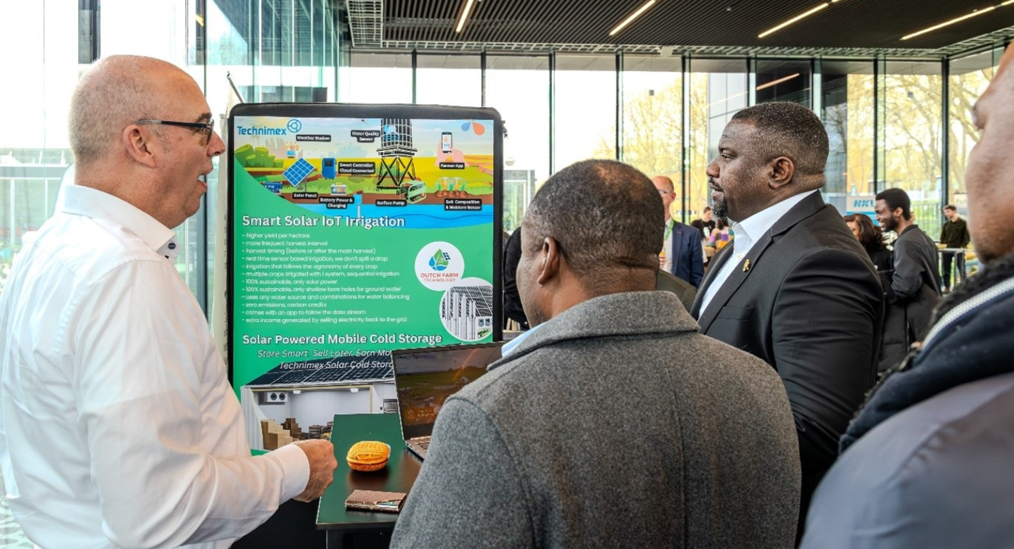 Agricultural innovation tour at the TU Delft