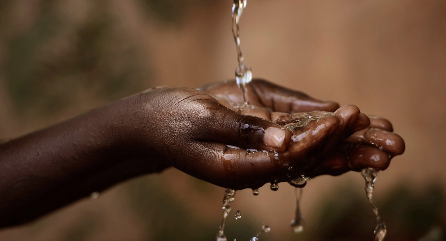 NL Hands Water iStock