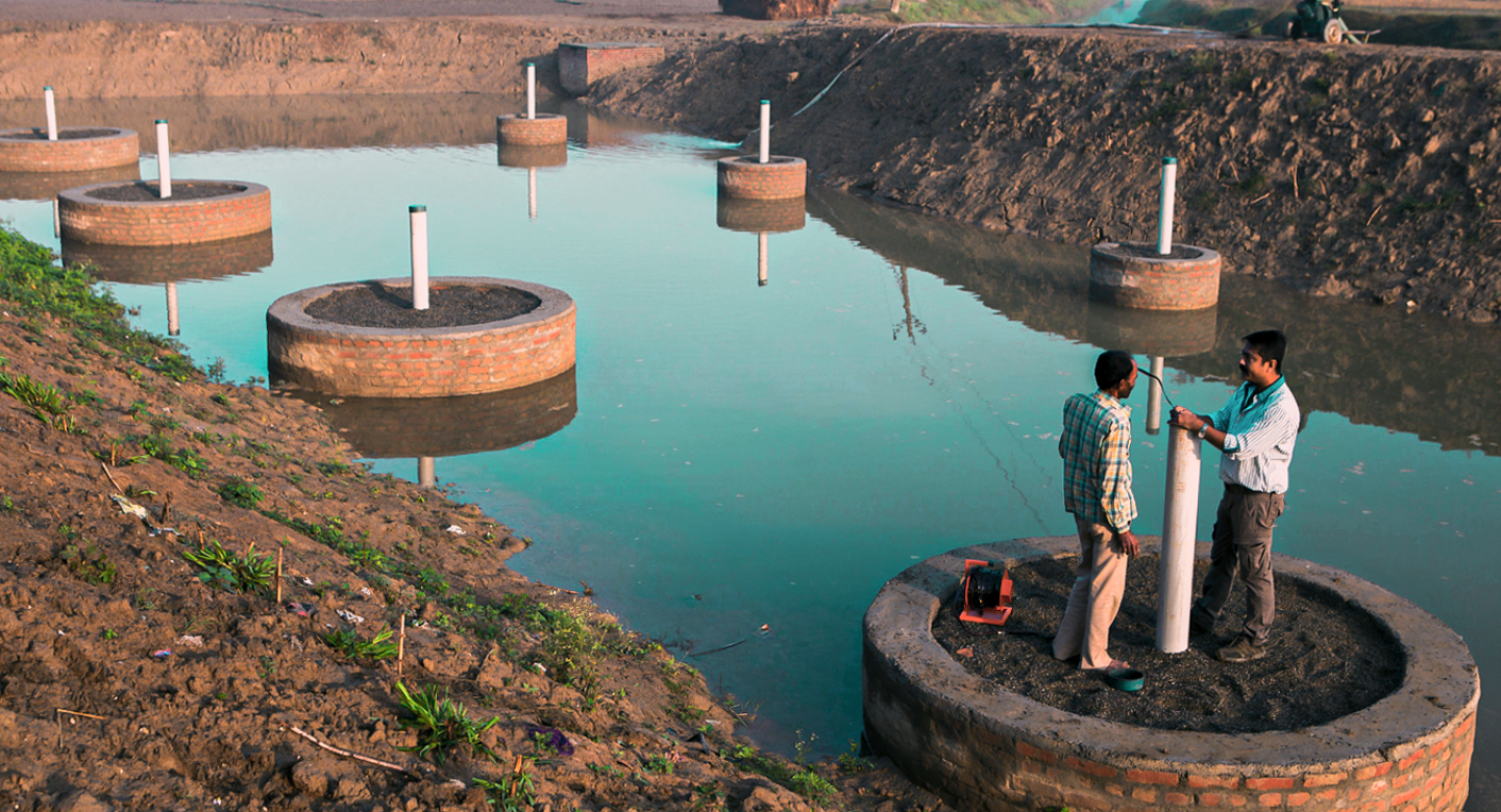 Pond created under the underground taming of floods for irrigation (UTFI) Photo: Prashanth Vishwanathan / IWMI