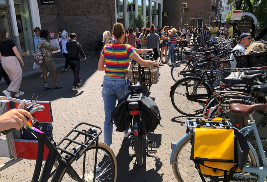 Rainbow T-shirts in Utrecht